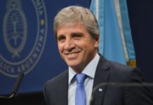 Caputo ofrece nuevos títulos para canjear deuda dólar linkea